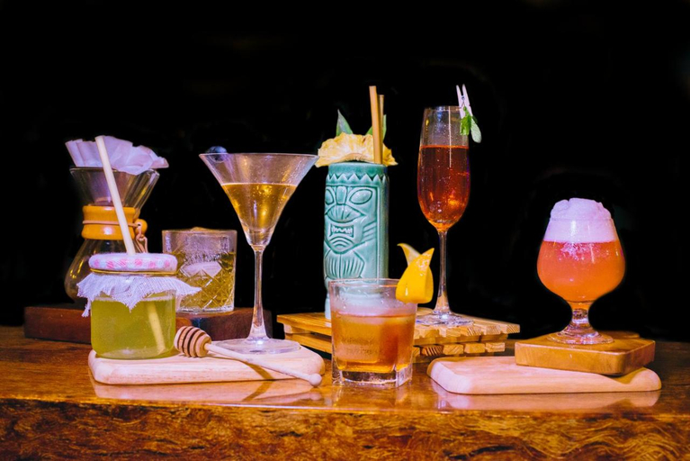 Food & Drinks