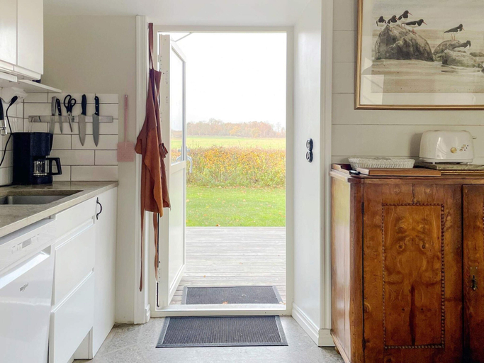 Private kitchen 4, 4 Star Holiday Home in Gotlands Tofta, Gotland