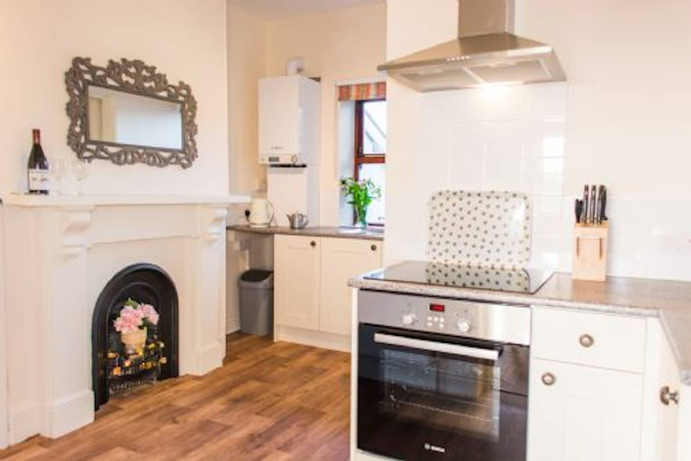 Room 5, Host Stay Rosary Road Apartment, Norfolk
