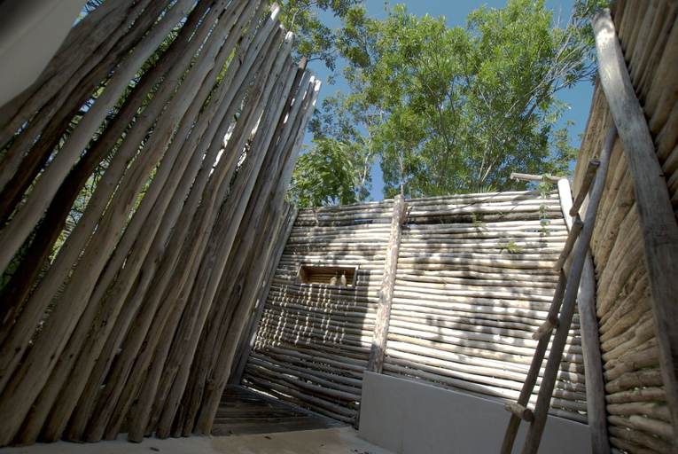 Bathroom 4, Huaya Camp, Cozumel