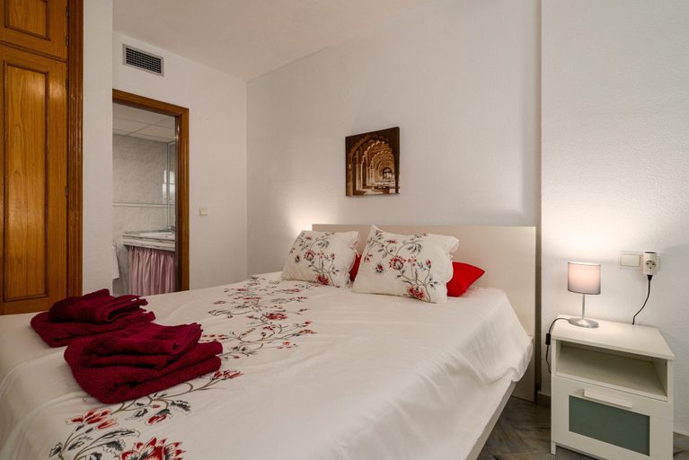 Room 2, Apartment In Marbella, Málaga