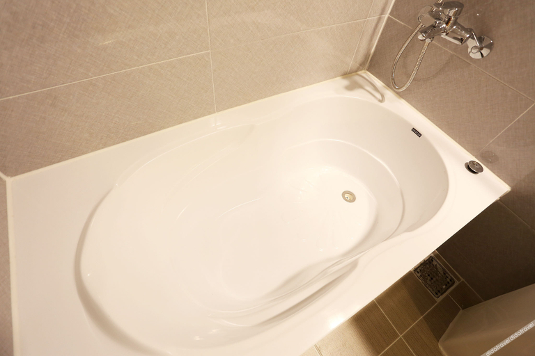 Bathroom 5, Yeongdeungpo Hotel Basic, Yeongdeungpo