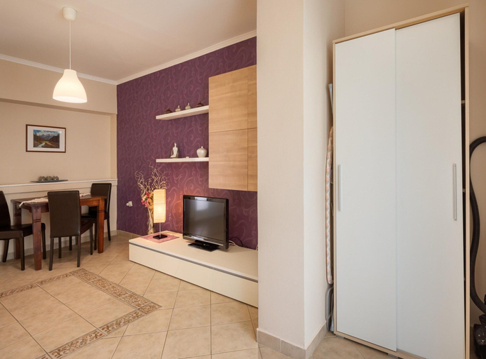Living room 4, Apartment in Porec Near the Sea and Beaches, Poreč