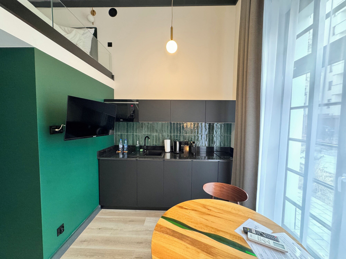 Dining Room 9