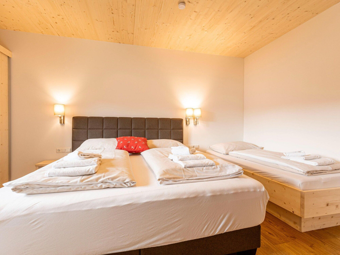 Room 3, Modern Apartment With Sauna, Murau