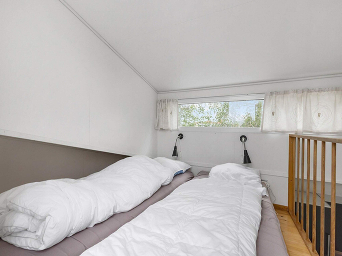 Room, 8 Person Holiday Park Home in Vipperod, Holbæk