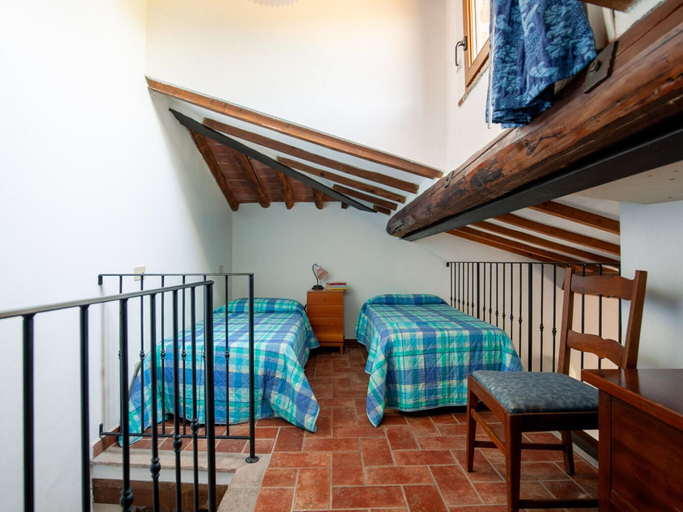 Room 5, Flat With Swimming Pool and air Conditioning, Pisa