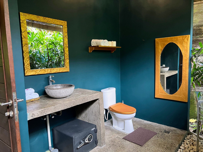 Bathroom 4, Joyously Raw Villas, Gianyar