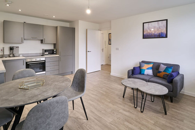 Room 3, Host Stay 23 Waterside Place, Somerset