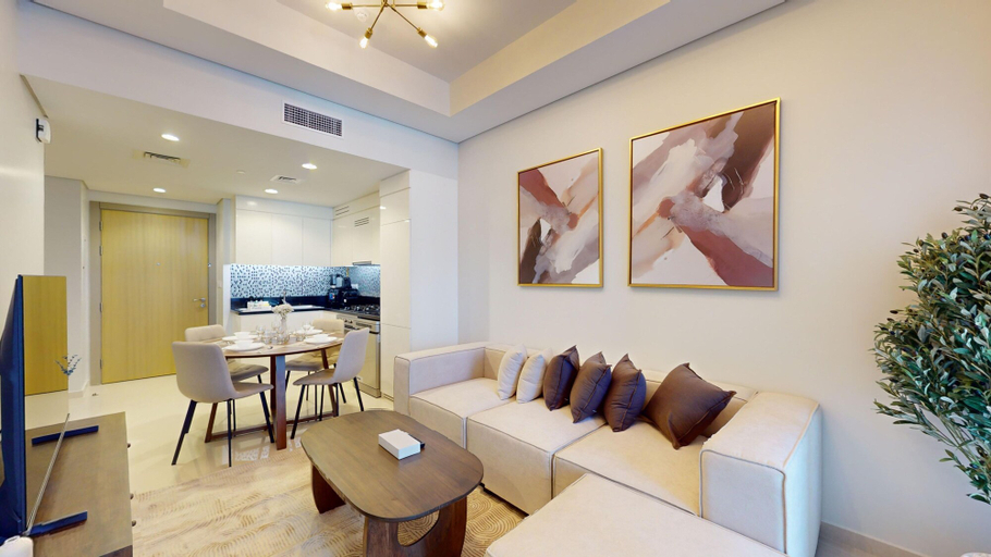 Room 5, Business Bay - Aykon City C 3307, Dubai