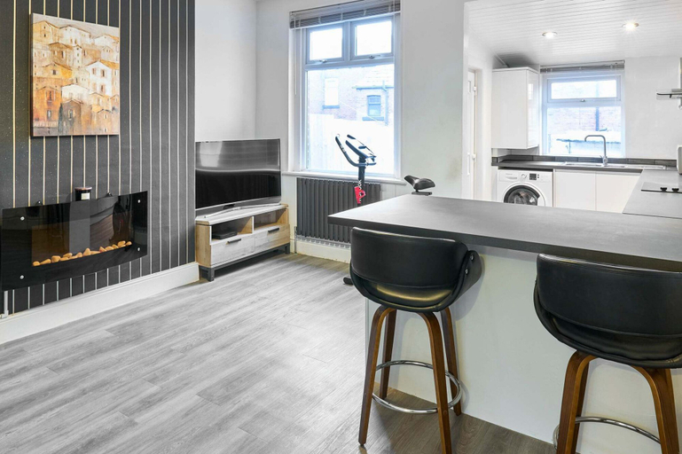 Room 4, Host Stay Thurstane Street, Bolton