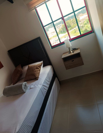 Bedroom 2, Jardines del Lago, Guatapé