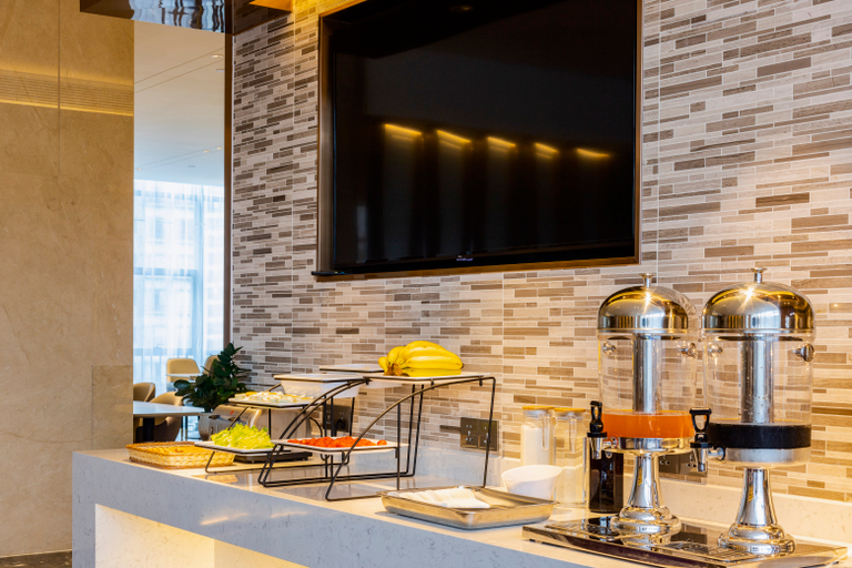 Food & Drinks 5, Lavande Hotel Dongguan City Hall Guomao, Dongguan