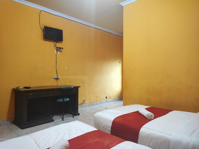 Bedroom 12