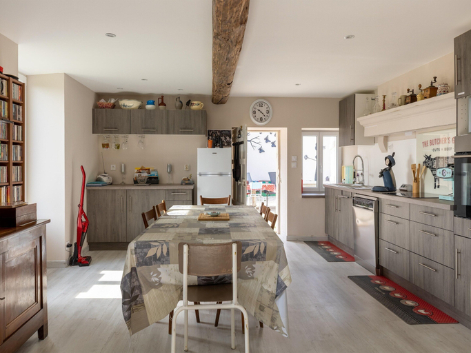 Private kitchen 4, Charming Stay in Molesme, Côte-d'Or