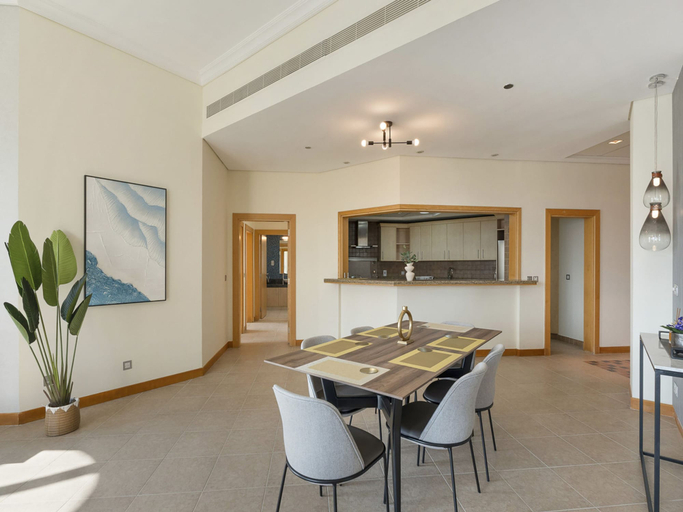Room 3, Short-stay at Al Haseer - 4 Beds Palm Holiday Apt, Dubai