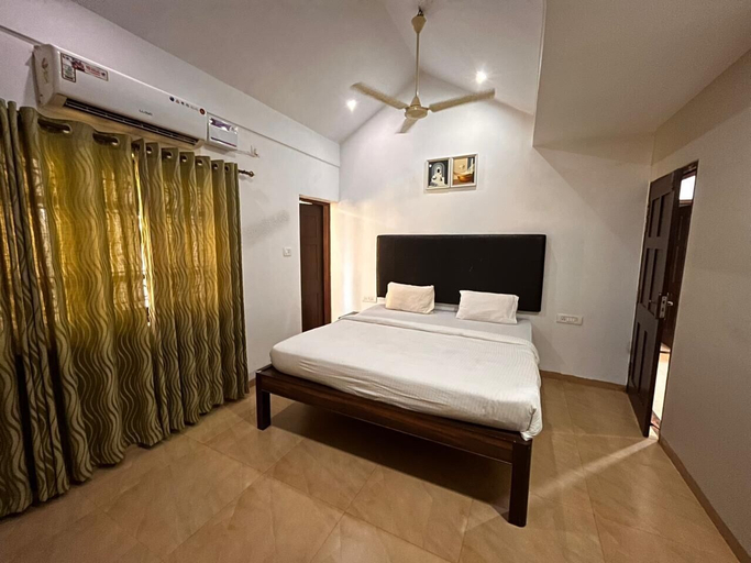 Bedroom 1, Star Moon Villa, North Goa