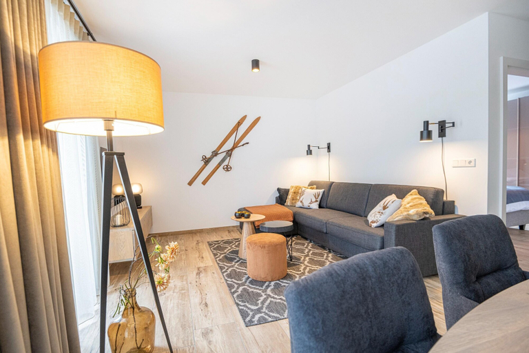 Living area 5, Charming Apartment in Salzburg Without Deposit, Sankt Johann im Pongau