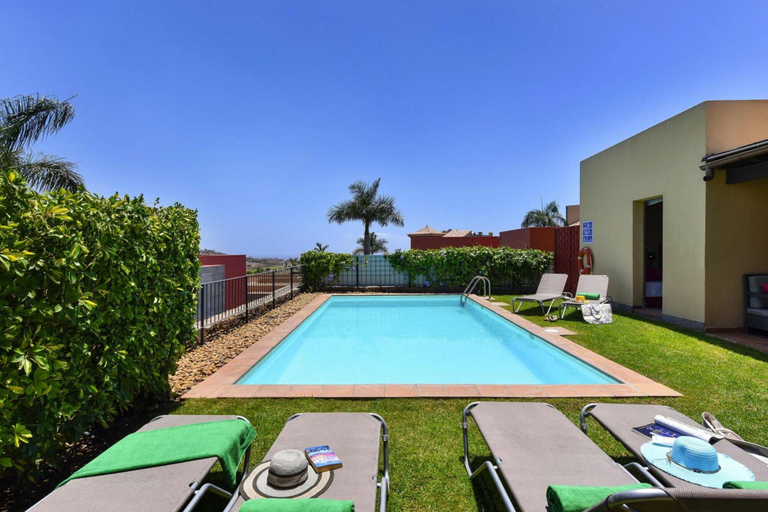 Pool 3, Holiday Home in Maspalomas, Las Palmas