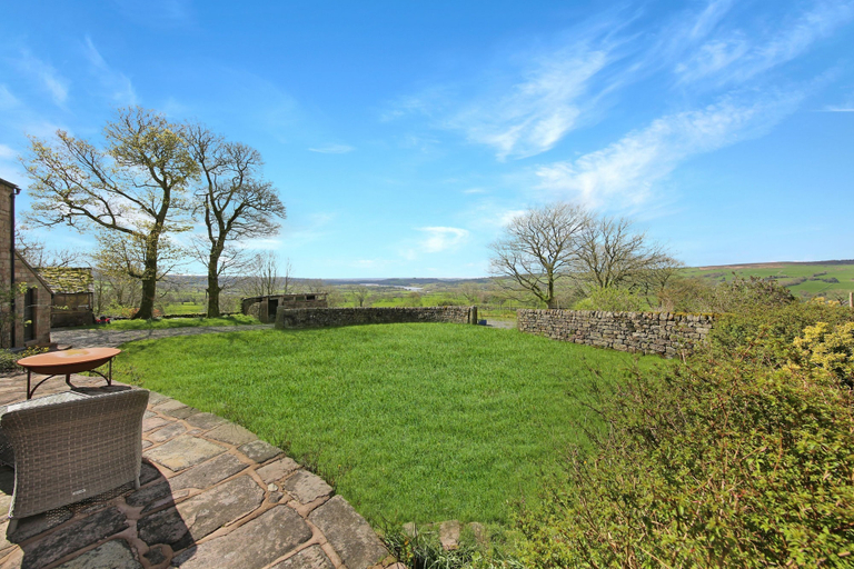 Room 2, Host Stay Lakeview Cottage - Upper Hulme, Staffordshire