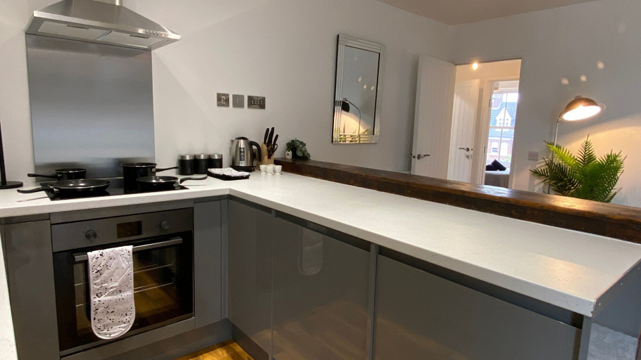 Others 5, De Parys Penthouse 5 in Bedford, Bedfordshire