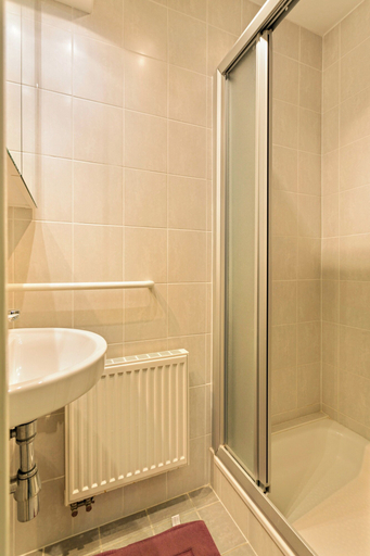 Bathroom 4, Flat in Blankenberge With Ocean Views, West-Vlaanderen
