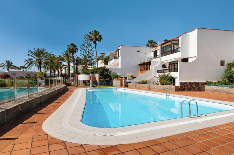 Pool 1, Holiday Flat With sea View in Maspalomas, Las Palmas