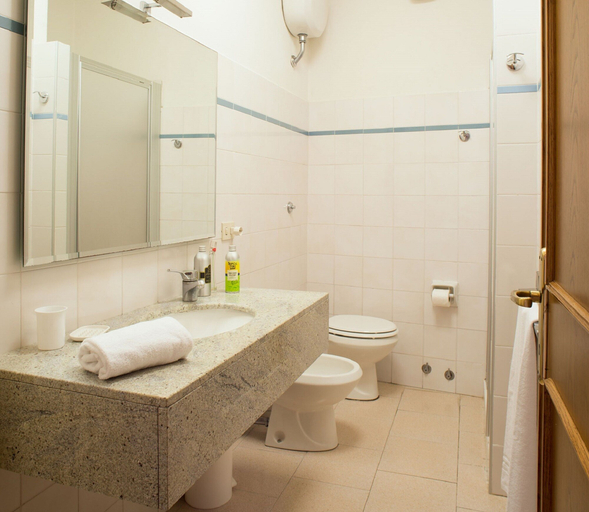 Bathroom, Holiday Home in San Donato With Vineyard Views, Florence