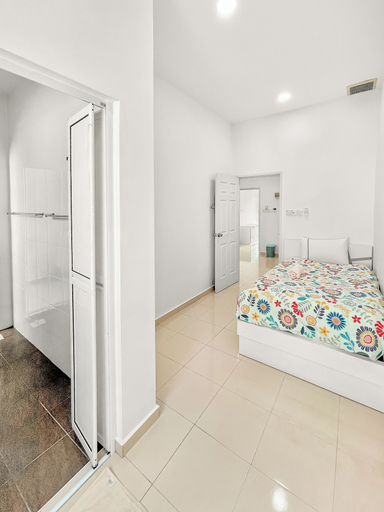 Bedroom 3, 4 Bedroom Landed House, Batu Pahat