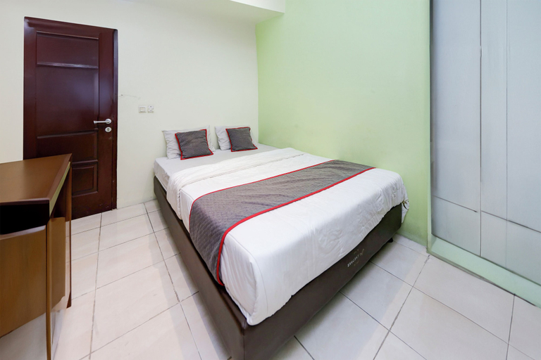 Bedroom 2, Hotel O Tangerang Near Supermall Karawaci Formerly Bromo 18, Tangerang