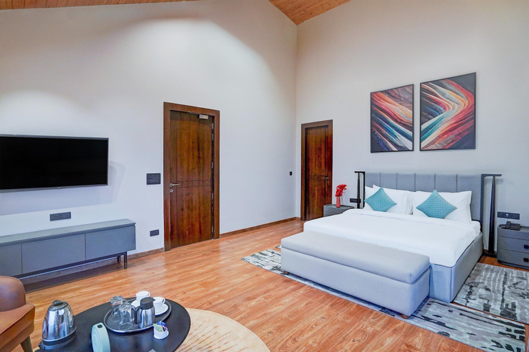 Bedroom 2, DanCenter Villa Mihika I Premium 5BHK I Orchard I Chef I Shimla, Shimla