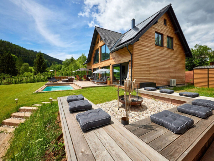 Exterior 4, Welcoming Villa With Amenities, Trutnov