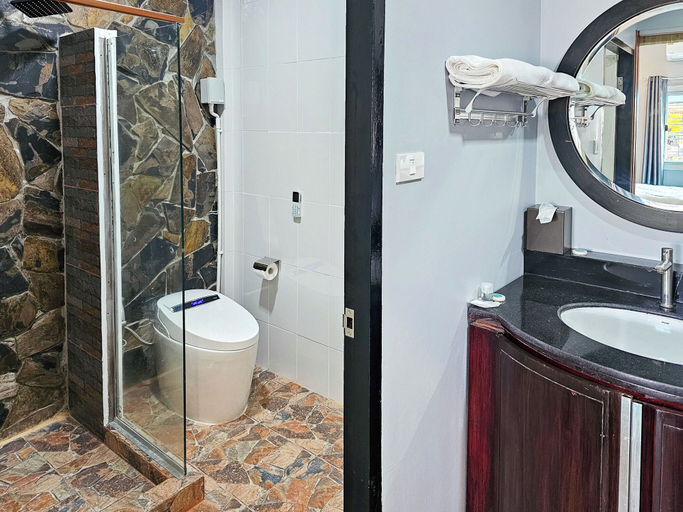 Bathroom 3, The Son Resort, Pran Buri