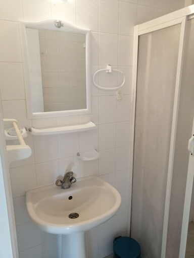 Bathroom 5, The Mu Hotel, Marmaris