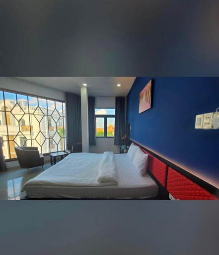 Bedroom 8