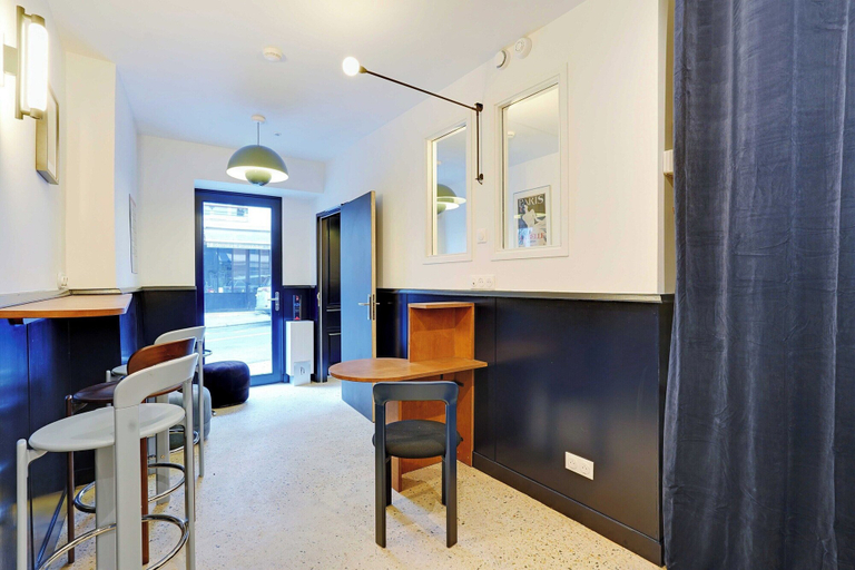 Interior 4, Elegant Studio - 2P - Republique, Paris