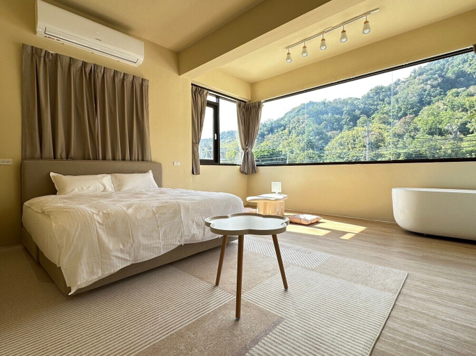 Bedroom 1, Here after us, Miaoli