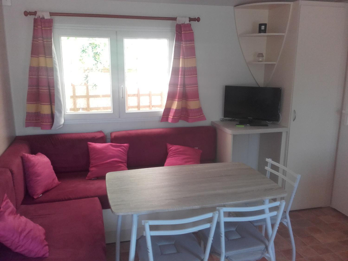 Others 4, Mobil-Home dans lotissement tres tranquille, Haute-Corse