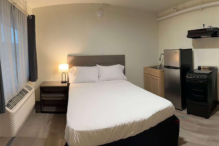 Bedroom 2, Studio City Suites A Travelodge By Wyndham, Bowie