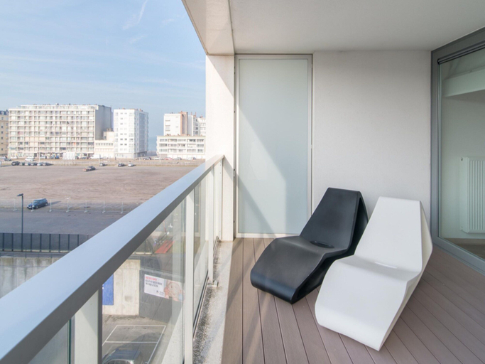Balcony 5, South Facing Apartment With Terrace, West-Vlaanderen