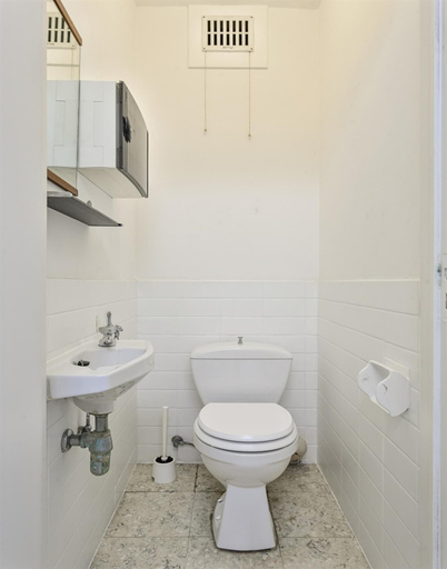 Bathroom 2, Apartment in Blankenberge With Sea Views, West-Vlaanderen