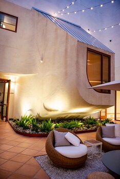 Others 1, Alsace Hotel, Los Angeles