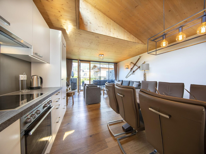 Private kitchen 5, Apartment in Neukirchen Near Ski Lift, Zell am See
