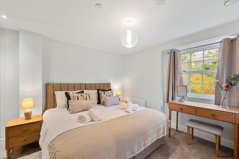 Room 4, Host Stay Rock Mill 37 Cavendish, Derbyshire