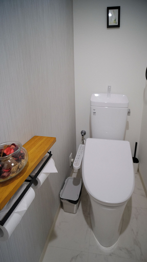 Bathroom 4, Otabiya Noda, Osaka