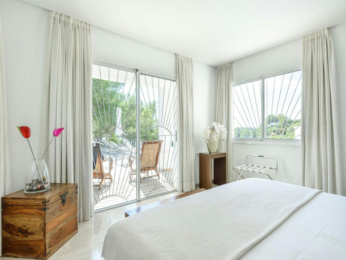 Room 3, Magnificent Holiday Home With View, Madrid