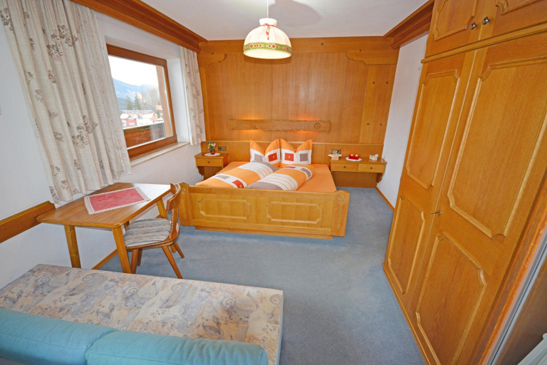 Private kitchen, Apartment in Pitztal Near Ski Slopes, Imst