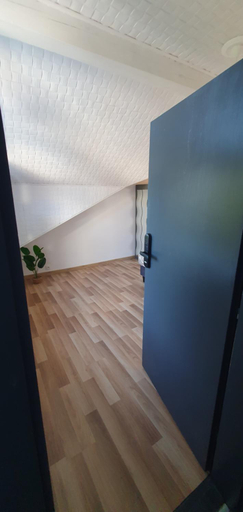 Others 3, Villa 31, Sopot