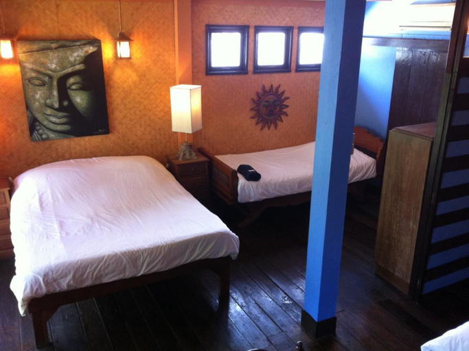 Bedroom 16