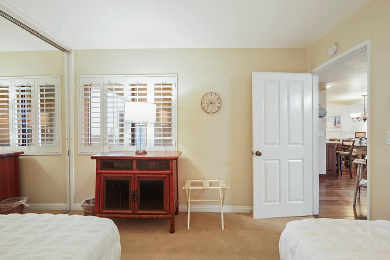Room 2, Surfsong Dream - Beachfront, San Diego